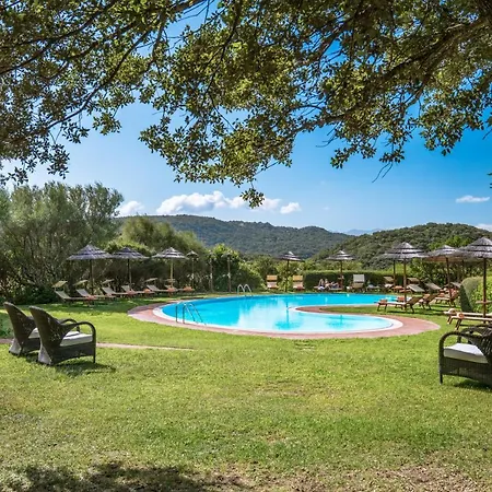 Aldiola Country 4*