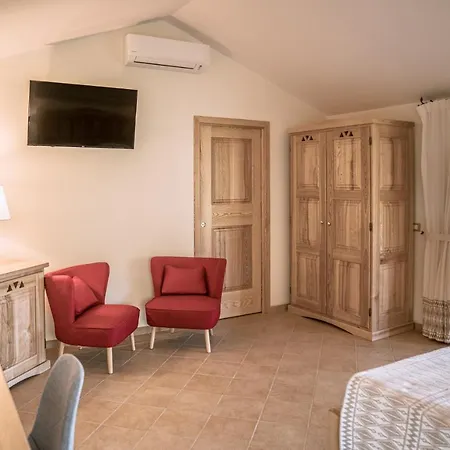 Aldiola Country فندق سانت أنطونيو دي غالورا