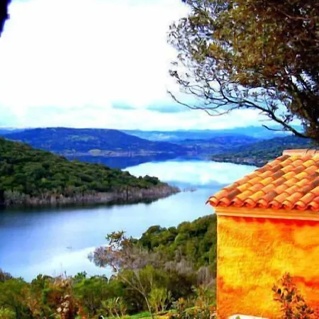 Aldiola Country 4*