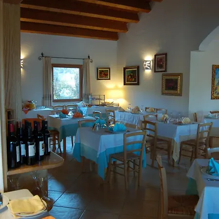 Hotell Aldiola Country Sant'Antonio di Gallura